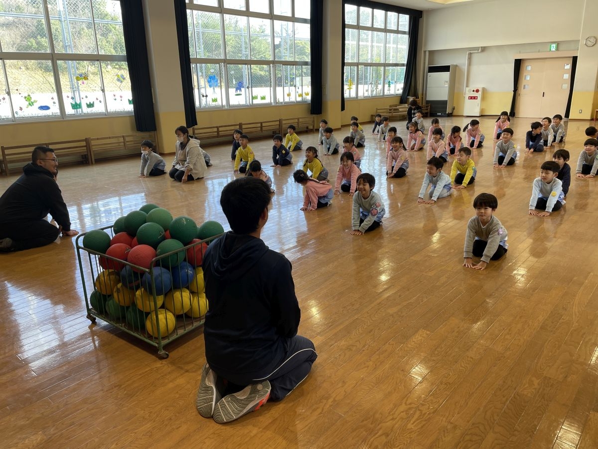 (年長 体操教室)1月の体操教室は【ラグビー教室!】