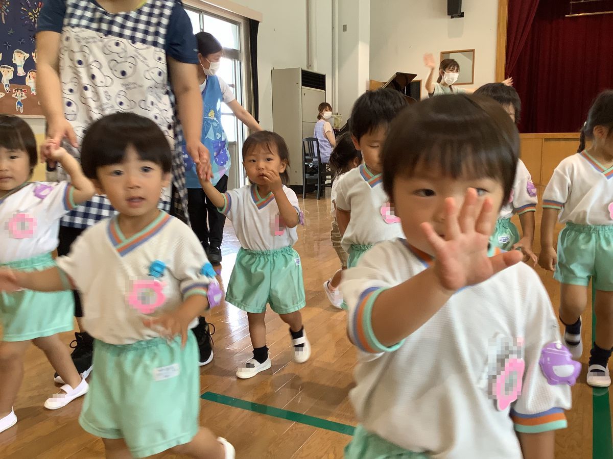 8257.jpg