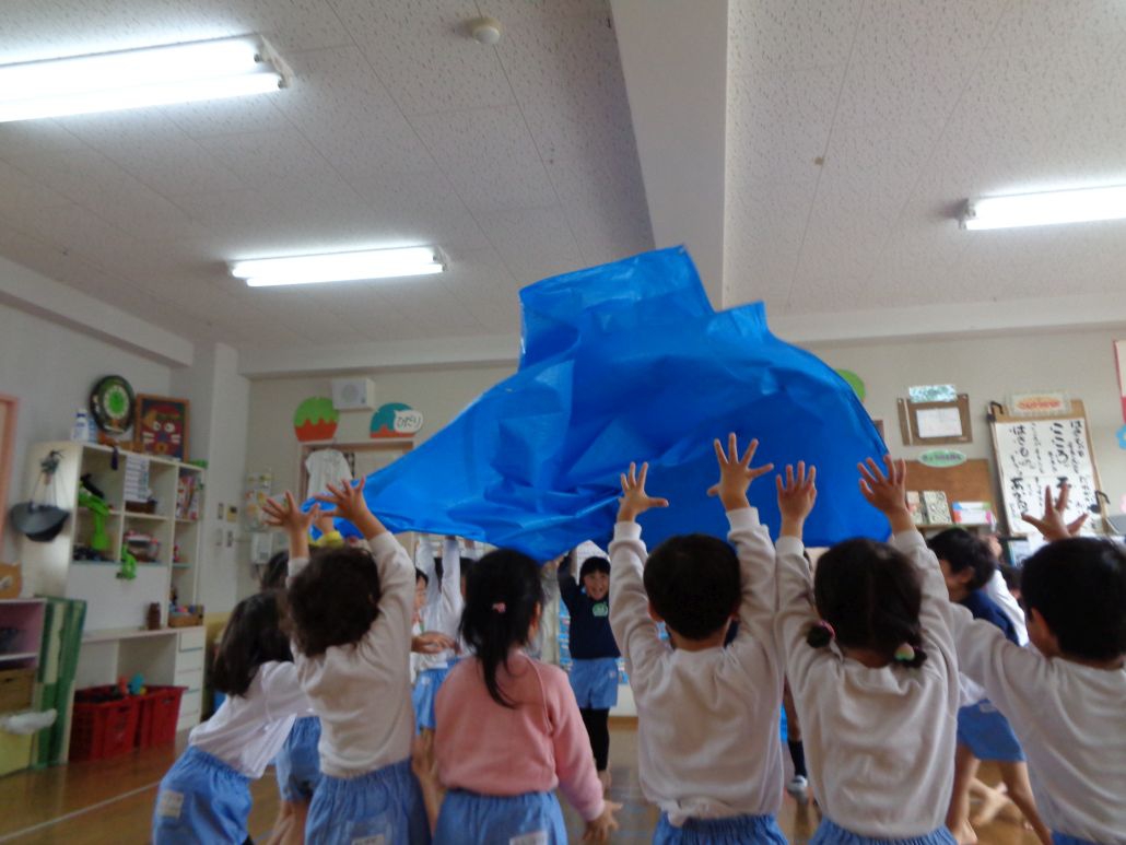(年中 たんぽぽぐみ)たんぽぽ組に「玉手箱!」中から・・なんと!!!