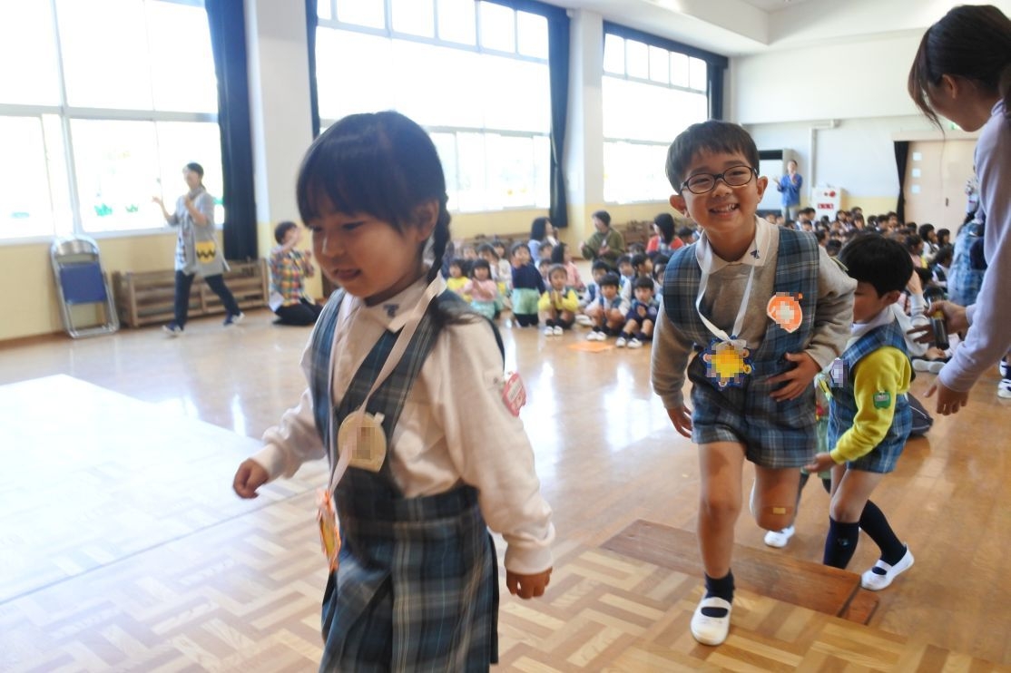 (11月 誕生会)おめでとう!おめでとう!