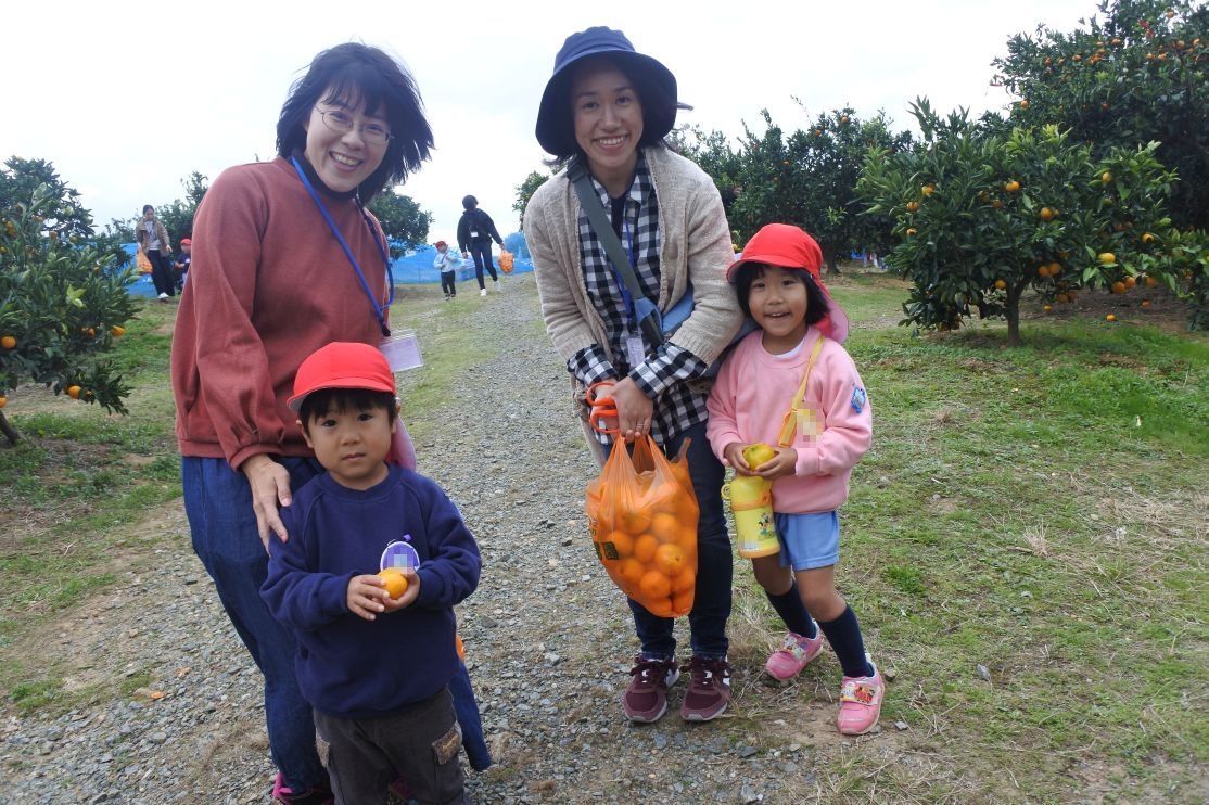 (年少 親子遠足)みかん狩り!さいこう!